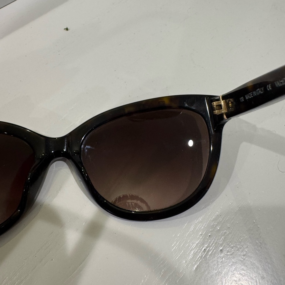 Valentino Brown, Black & Gold Rockstud Tortoise Wayfarer Sunglasses - See Pics! - Picture 11 of 16